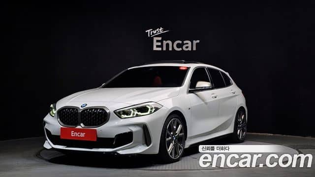 BMW 1 Series, 2023