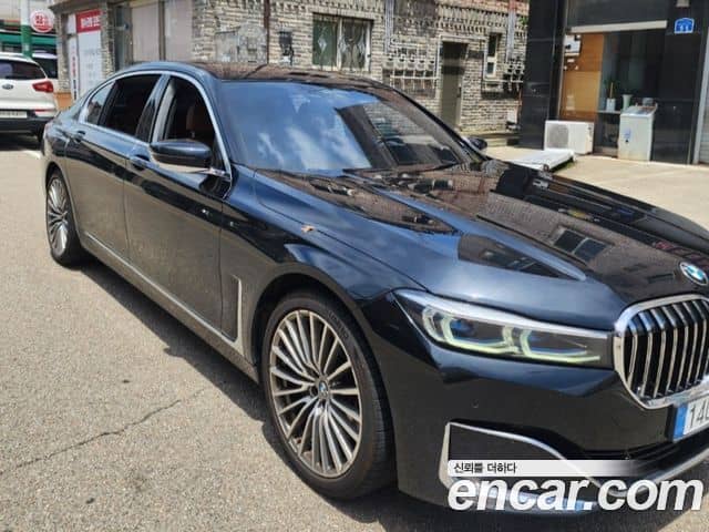 BMW 7 Series, 2021