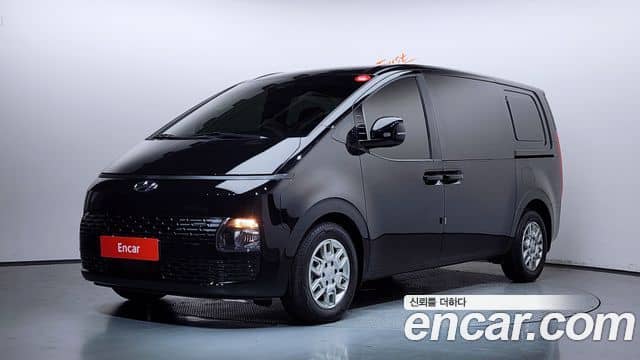 Hyundai Staria, 2023
