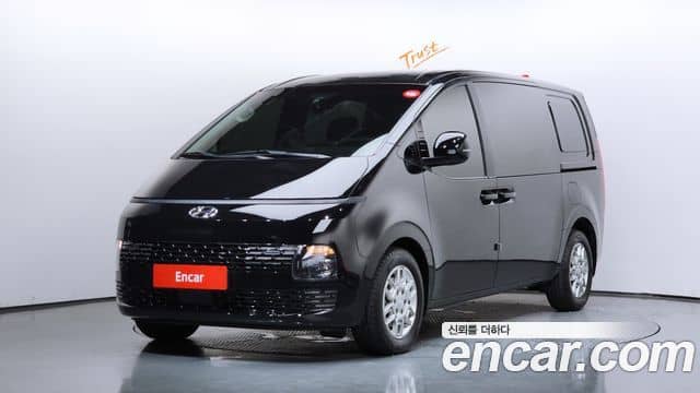 Hyundai Staria, 2023