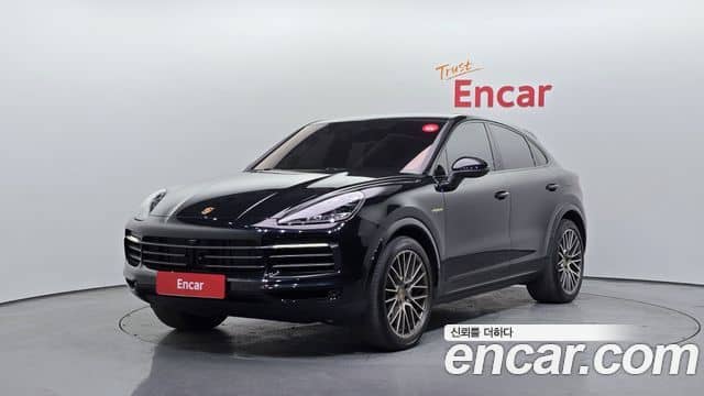 Porsche Cayenne, 2022