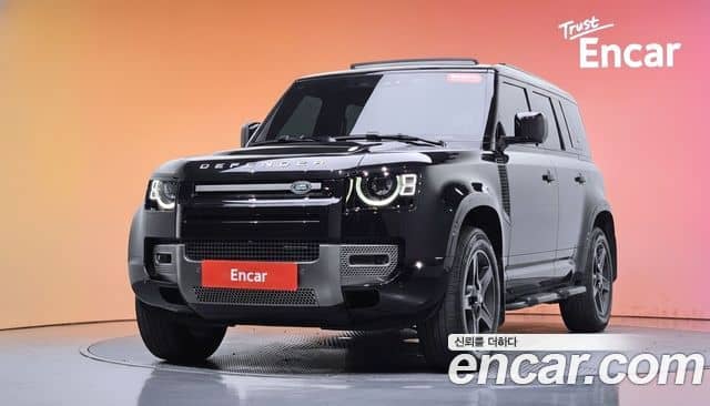 Land Rover Defender, 2023