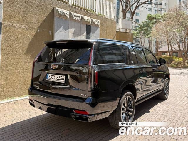 Cadillac Escalade, 2022