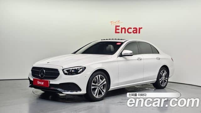 Mercedes-Benz E-Class, 2022