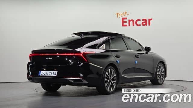 Kia K8, 2022