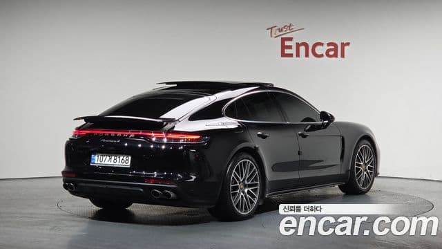 Porsche Panamera 2023 — Şəkil 2/20