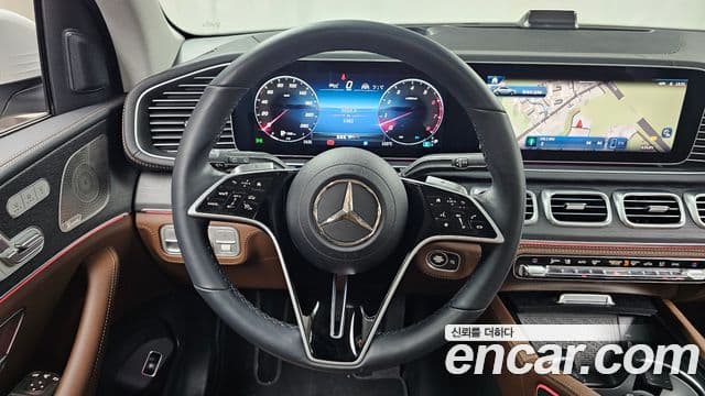 Mercedes-Benz GLE-Class 2025 — ფოტო 13/20