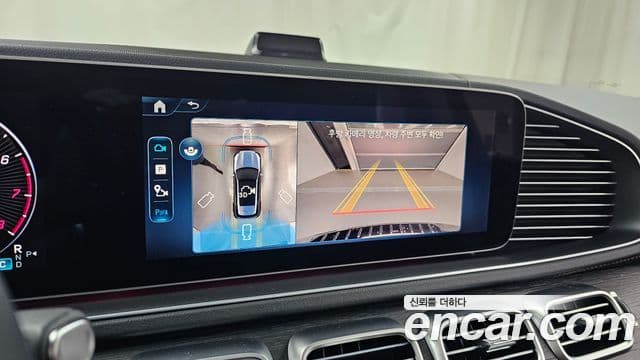 Mercedes-Benz GLE-Class 2025 — ფოტო 16/20