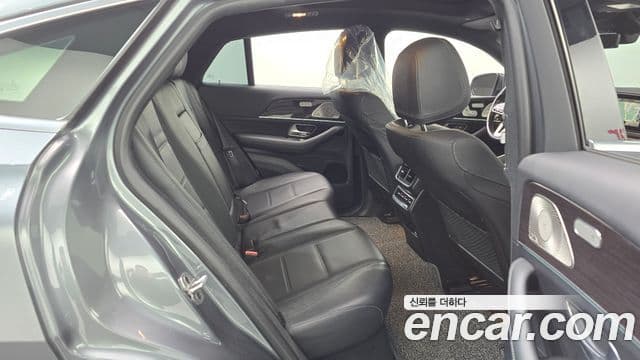 Mercedes-Benz GLE-Class 2021 — ფოტო 12/20
