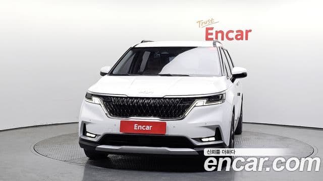 Kia Carnival 2021 — ფოტო 3/20