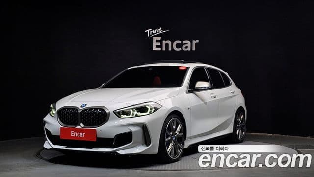 BMW 1 Series 2023 — Şəkil 1/20