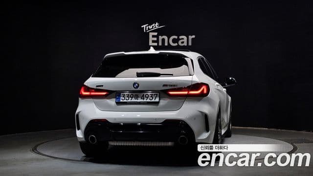 BMW 1 Series 2023 — Şəkil 4/20