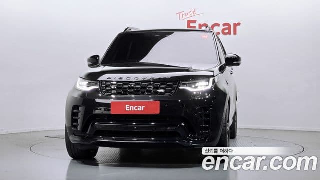 Land Rover Discovery 5 2023 — ფოტო 3/20