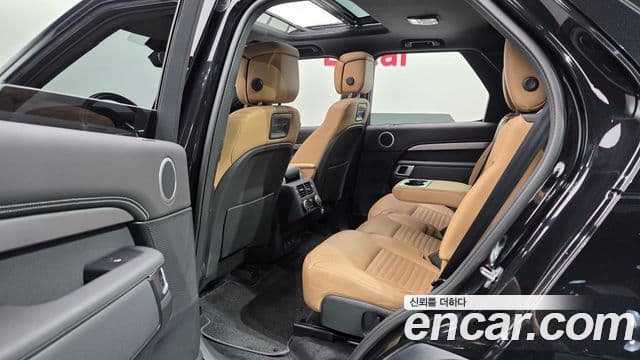 Land Rover Discovery 5 2023 — ფოტო 11/20