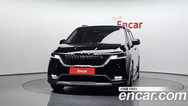 Kia Carnival 2021 — ფოტო 2/20