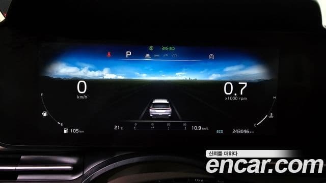 Kia Carnival 2021 — ფოტო 6/20
