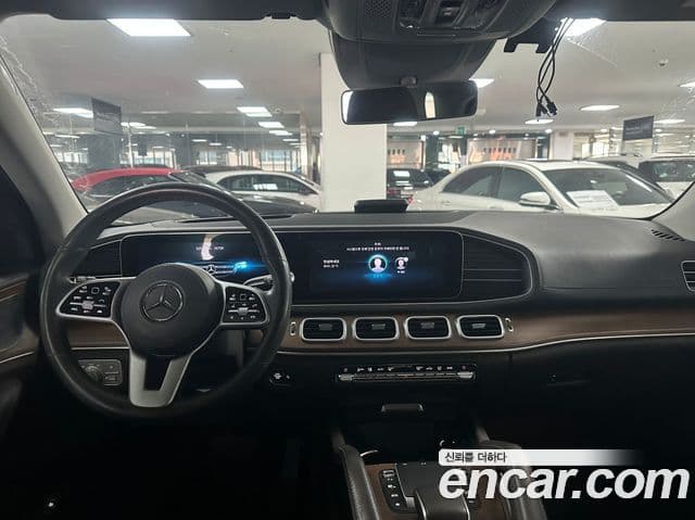 Mercedes-Benz GLE-Class 2020 — ფოტო 10/17