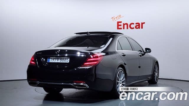 Mercedes-Benz S-Class 2018 — ფოტო 1/20