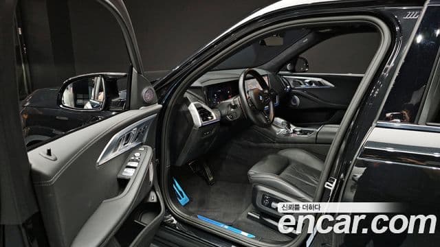 BMW XM 2024 — ფოტო 9/20