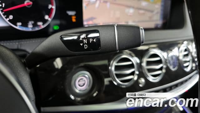 Mercedes-Benz S-Class 2019 — ფოტო 7/20