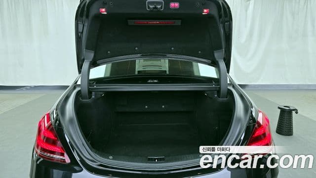 Mercedes-Benz S-Class 2019 — ფოტო 20/20