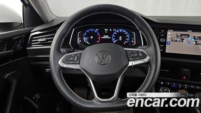 Volkswagen Jetta 2022 — Şəkil 13/20