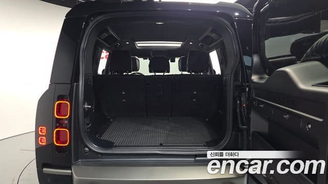 Land Rover Defender 2024 — ფოტო 20/20