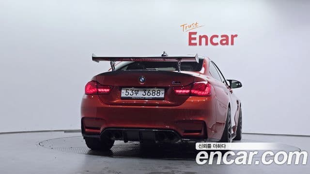 BMW M4 2018 — Şəkil 4/20