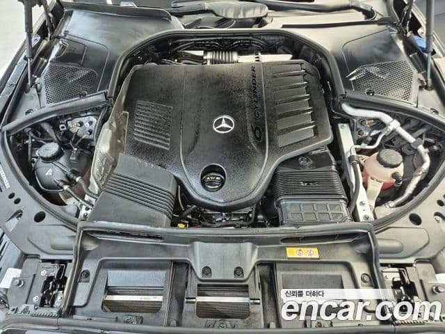 Mercedes-Benz S-Class 2021 — ფოტო 4/18