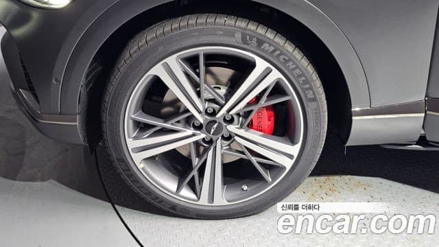 Genesis GV80 Coupe 2025 — ფოტო 5/20