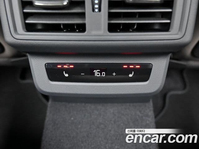 Audi Q5 2025 — Фото 15/20