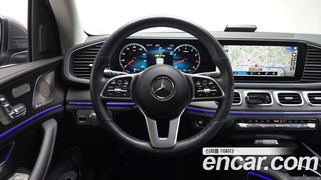 Mercedes-Benz GLE-Class 2023 — ფოტო 13/20