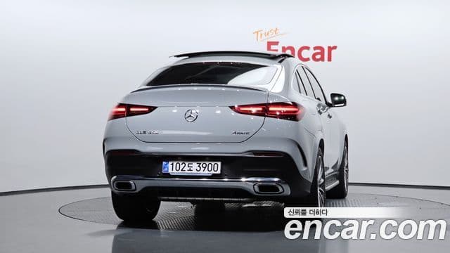 Mercedes-Benz GLE-Class 2025 — Фото 4/20