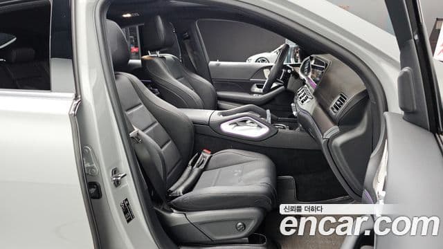 Mercedes-Benz GLE-Class 2025 — Фото 12/20