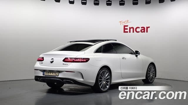 Mercedes-Benz E-Class 2021 — Фото 2/20