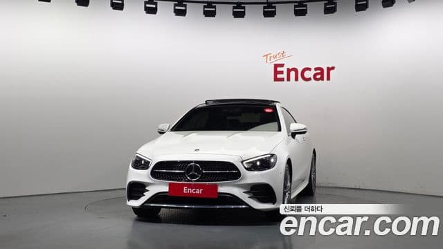 Mercedes-Benz E-Class 2021 — Фото 3/20