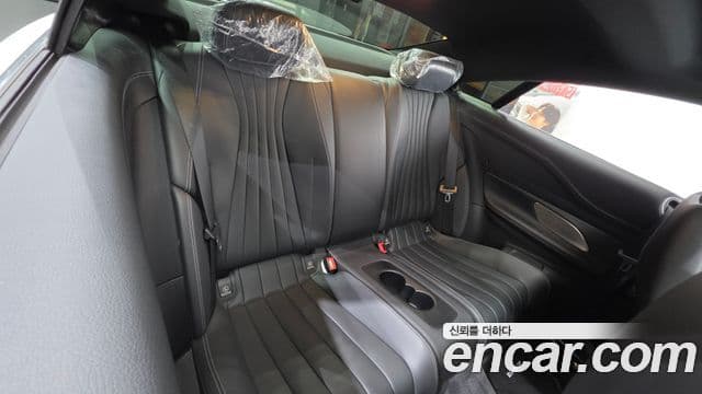 Mercedes-Benz E-Class 2021 — Фото 11/20