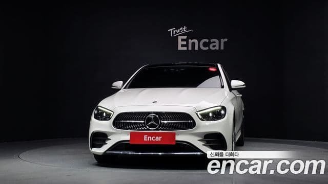 Mercedes-Benz E-Class 2021 — ფოტო 3/20