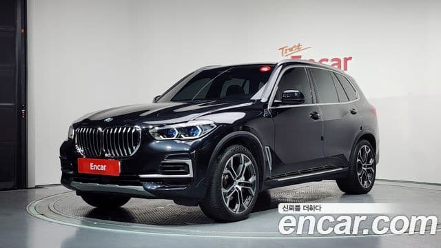 BMW X5 2023 — Фото 1/20