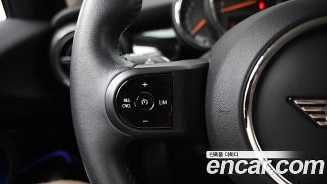 Mini Cooper 2022 — Фото 16/20