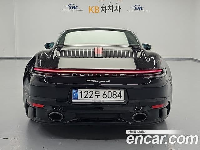 Porsche 911 2024 — Şəkil 3/16