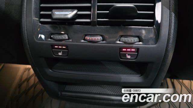 BMW X5 2020 — ფოტო 18/20