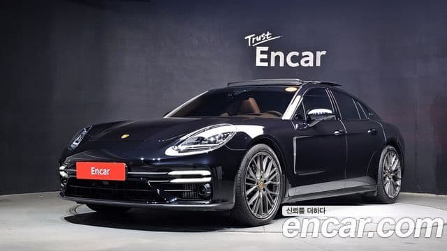 Porsche Panamera 2023 — Şəkil 1/20