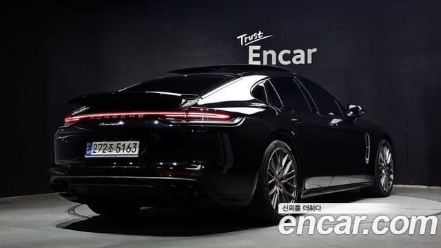 Porsche Panamera 2023 — Şəkil 2/20