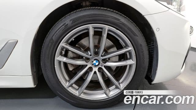 BMW 5 Series 2020 — Şəkil 5/20