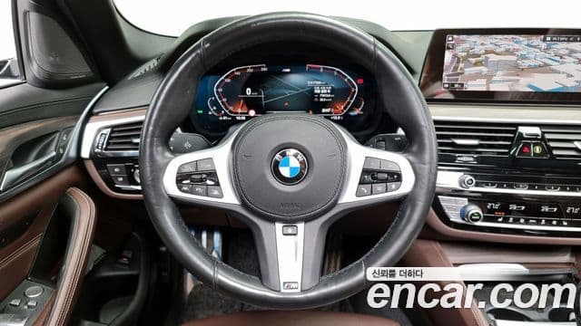 BMW 5 Series 2020 — Şəkil 13/20