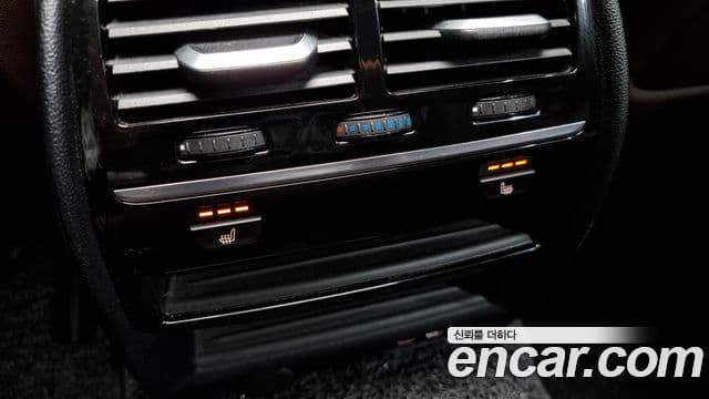 BMW 5 Series 2020 — Şəkil 18/20