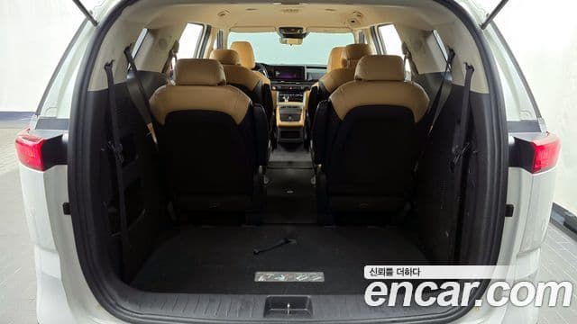 Kia Carnival 2020 — Şəkil 20/20