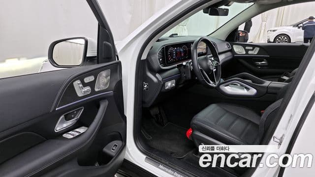 Mercedes-Benz GLE-Class 2025 — ფოტო 10/20