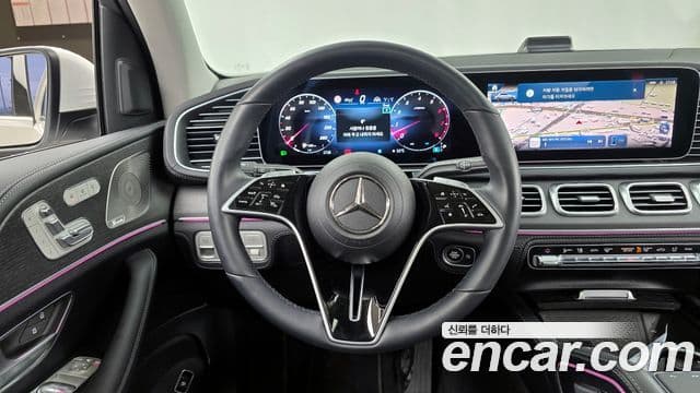 Mercedes-Benz GLE-Class 2025 — ფოტო 13/20